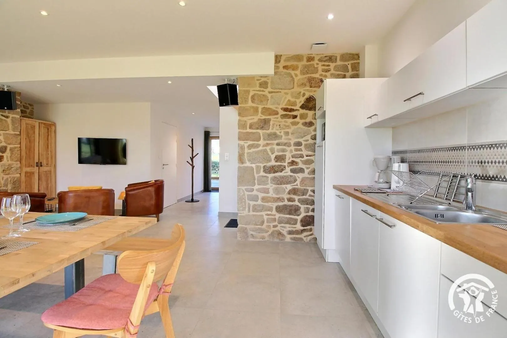 Gite Le Liorh 5/6 Pers Plumergat 度假居